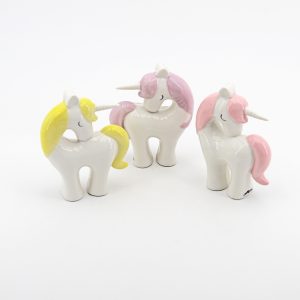 Bomboniera Ilary Queen Unicorno tre colori assortiti Pz. 3