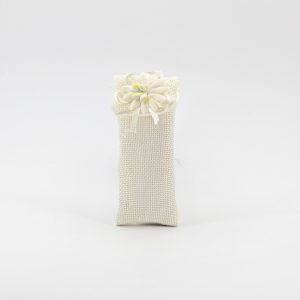 Bustina cotone bianco con fiocco e margherita Pz. 16