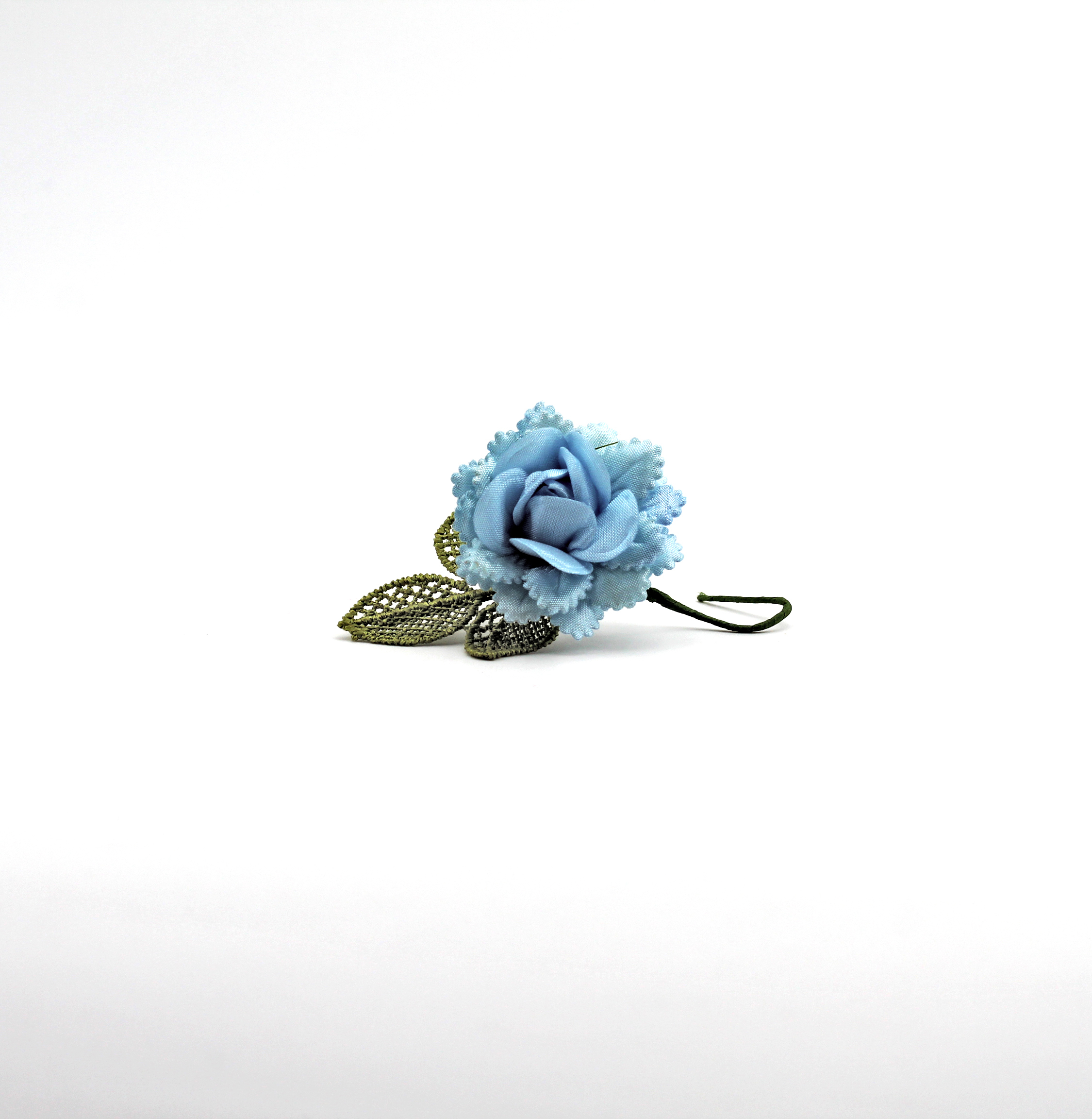 Applicazione fiore celeste imbottito con foglia ricamata Pz. 12 - immagine 3