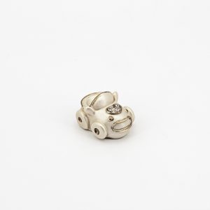 Bomboniera in resina macchina con strass Pz. 12