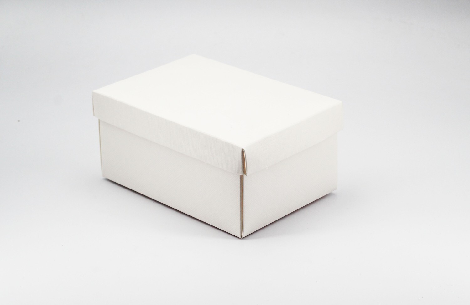 Scatola fondo e coperchio seta bianco Pz. 10 - immagine 2
