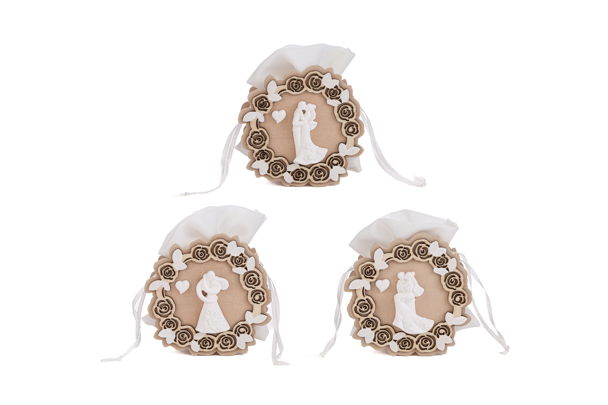 PORTA SACCHETTO LEGNO SPOSI 3ASS.3,5×7,5xh.8CM Pz. 48 - immagine 2