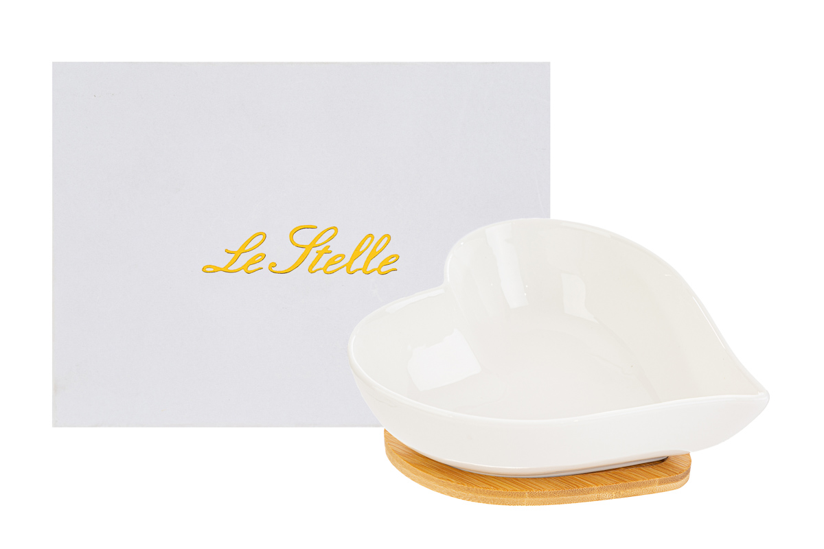 ciotola cuore porcellana 17x19xh.6,5 cm. c/astuccio