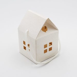 Scatolo casetta con cordino matalassè bianco Pz.10